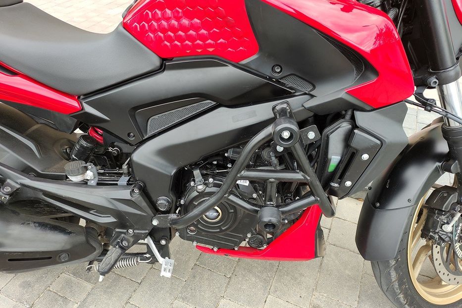 Продам Мотоциклы Все Bajaj Dominar 400 Limited Edit 2018 года в Хмельницком