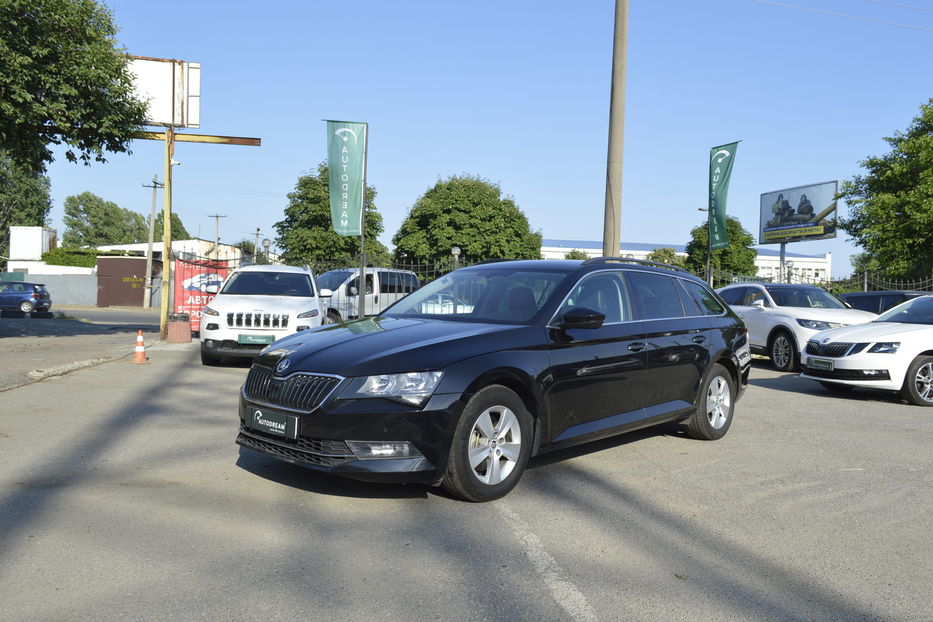 Продам Skoda Superb 2018 года в Одессе