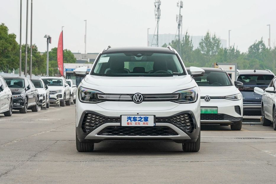 Продам Volkswagen ID.6 Crozz Pro  2022 года в Черновцах