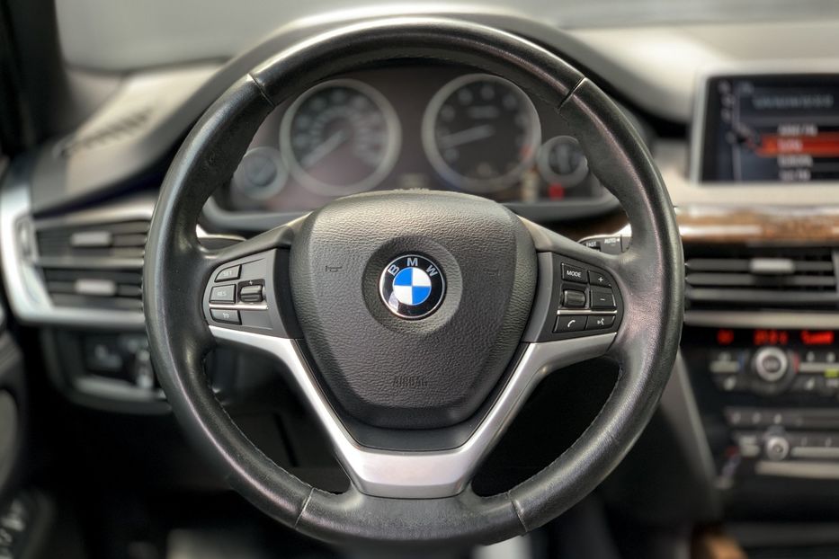 Продам BMW X5 35 XDrive 2016 года в Киеве