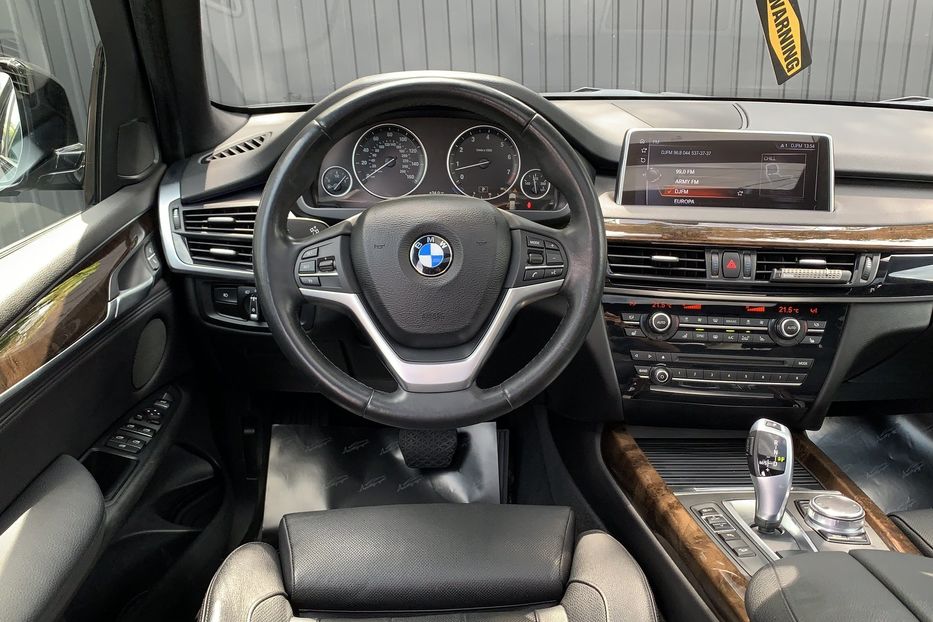 Продам BMW X5 35 XDrive 2016 года в Киеве