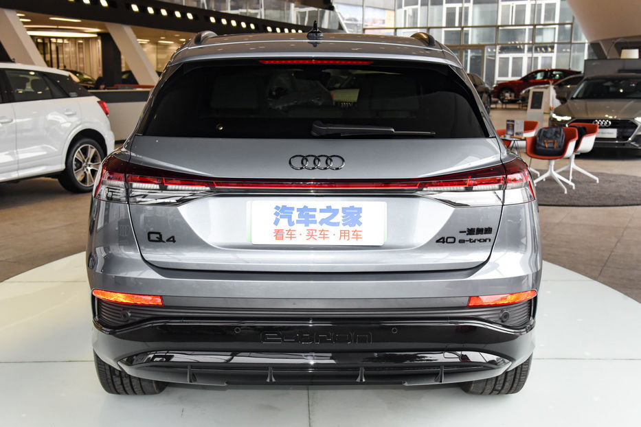 Продам Audi E-Tron Q4 e40 2022 года в Черновцах