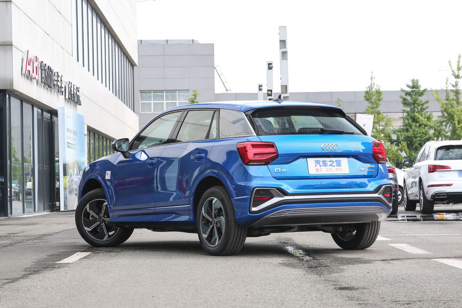 Продам Audi Q2 L e-tron 2022 года в Черновцах