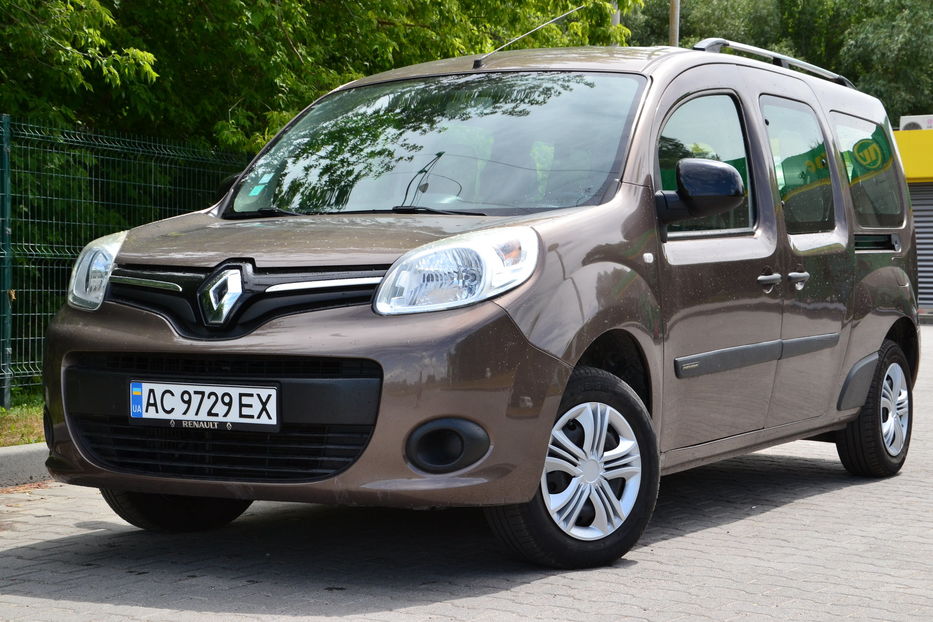 Продам Renault Kangoo пасс. Maxi 2013 года в Хмельницком