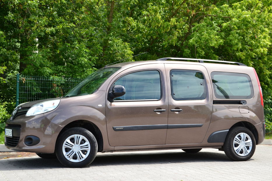 Продам Renault Kangoo пасс. Maxi 2013 года в Хмельницком