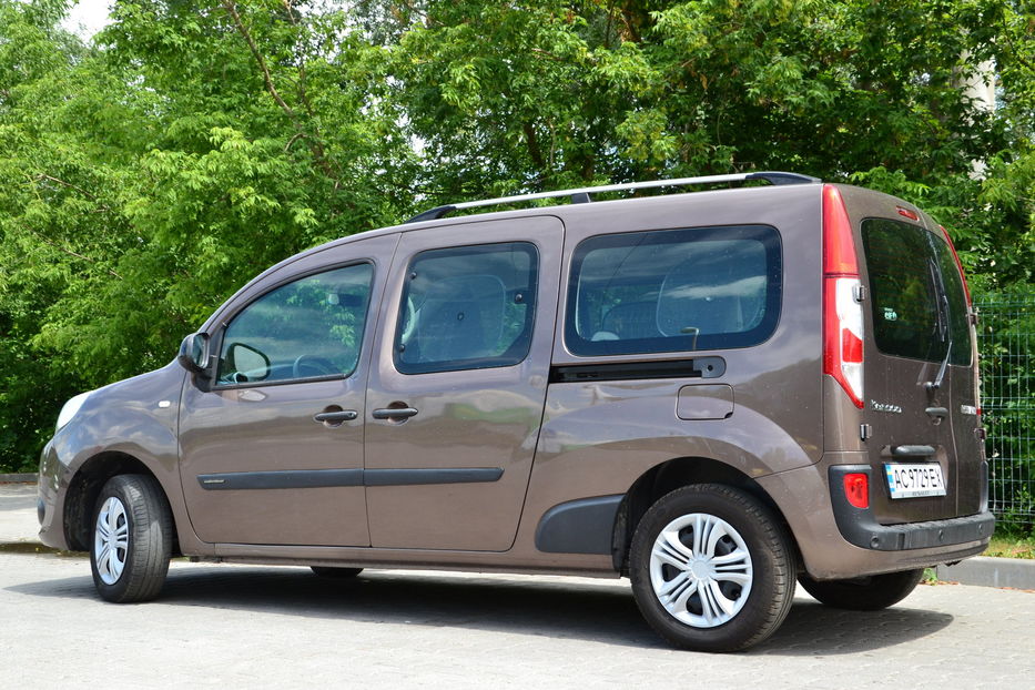 Продам Renault Kangoo пасс. Maxi 2013 года в Хмельницком