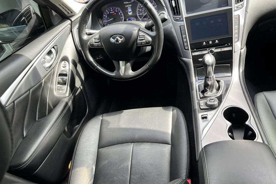 Продам Infiniti Q50 2016 года в Киеве