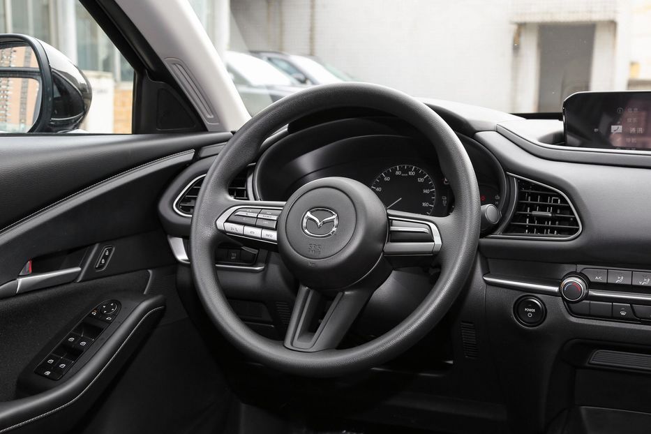 Продам Mazda CX-3 CX-30EV 2021 года в Черновцах
