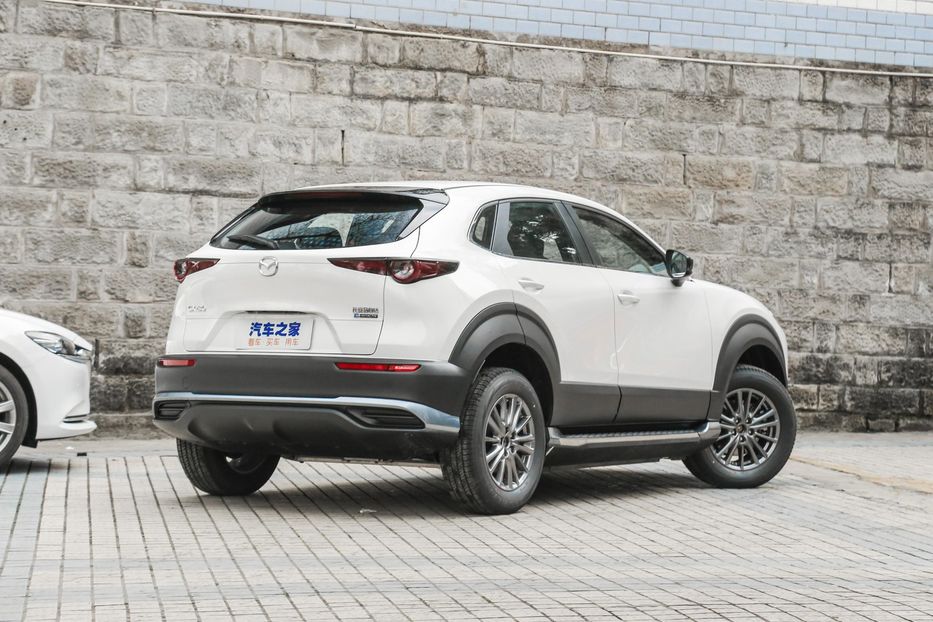 Продам Mazda CX-3 CX-30EV 2021 года в Черновцах