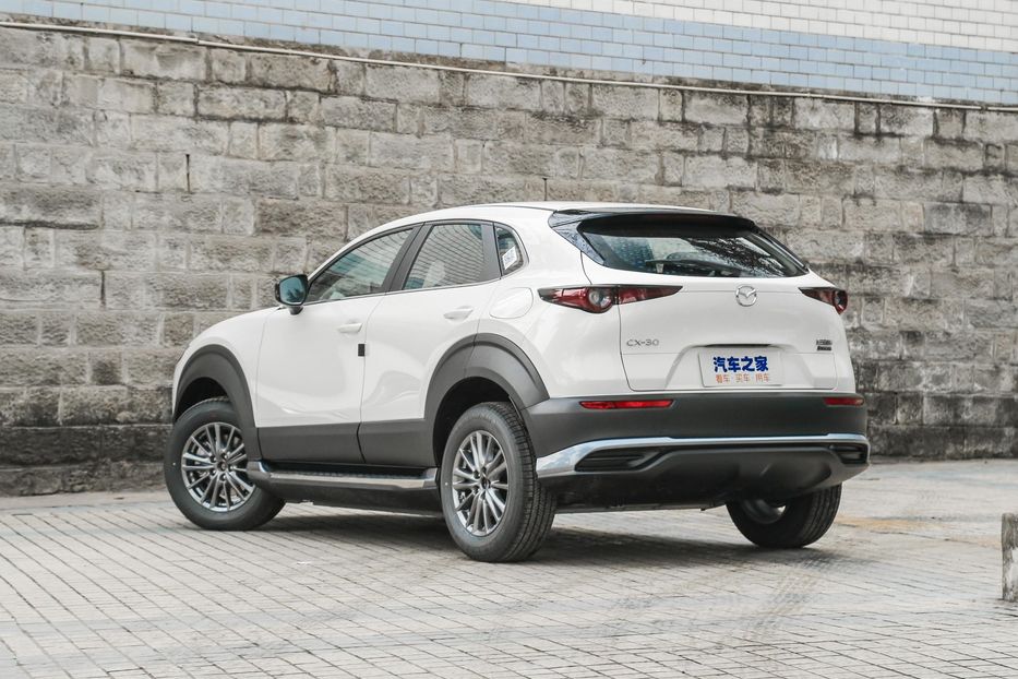 Продам Mazda CX-3 CX-30EV 2021 года в Черновцах