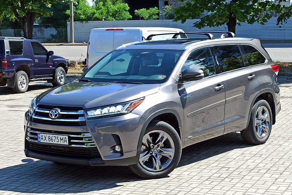 Продам Toyota Highlander Hibrid Limited 2019 года в Днепре