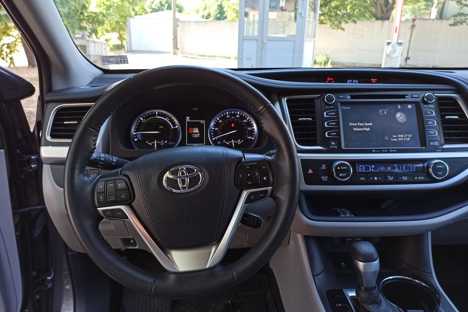 Продам Toyota Highlander Hibrid Limited 2019 года в Днепре