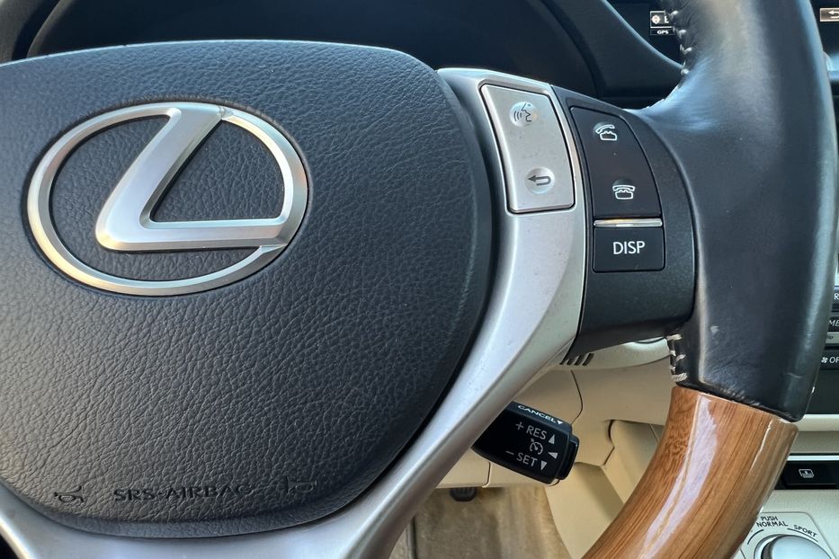 Продам Lexus ES 300 Hybride 2015 года в Одессе