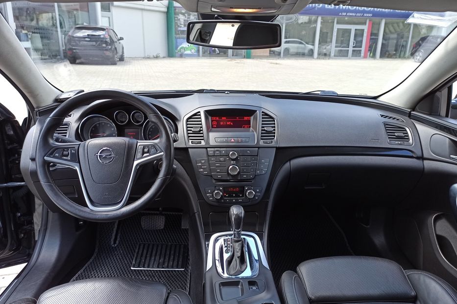 Продам Opel Insignia Sport Tourer 4X 2010 года в Днепре