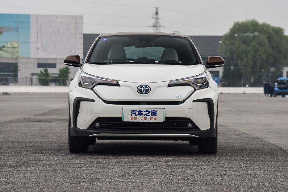 Продам Toyota C-HR 2022 года в Черновцах
