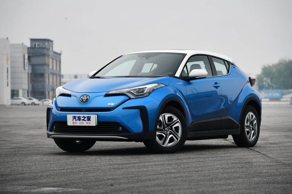 Продам Toyota C-HR 2022 года в Черновцах