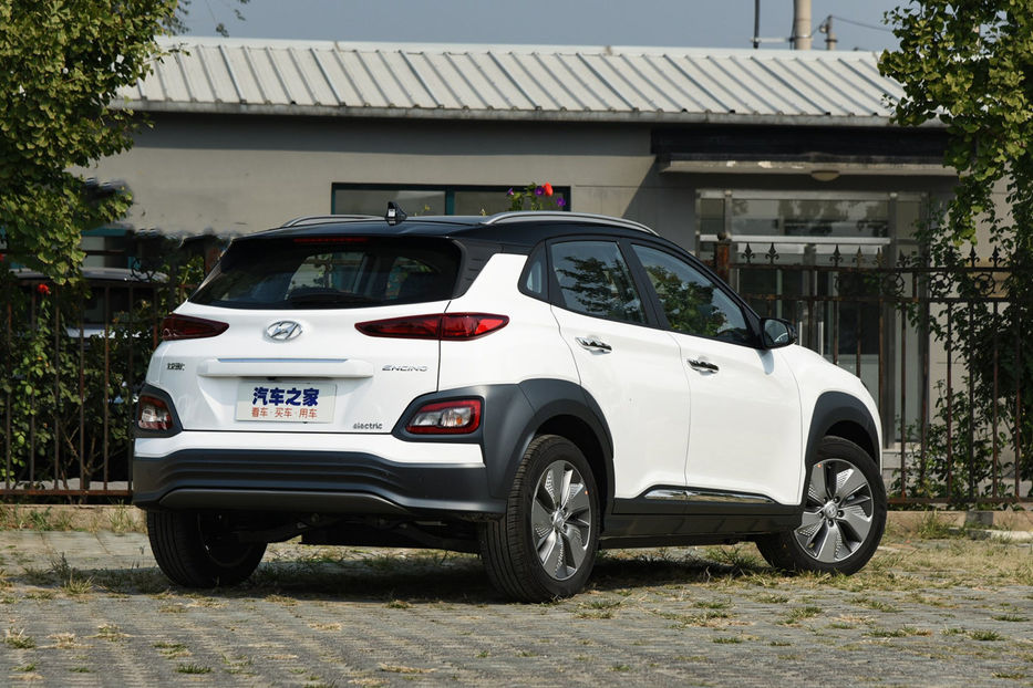 Продам Hyundai Kona Encino 2022 года в Черновцах