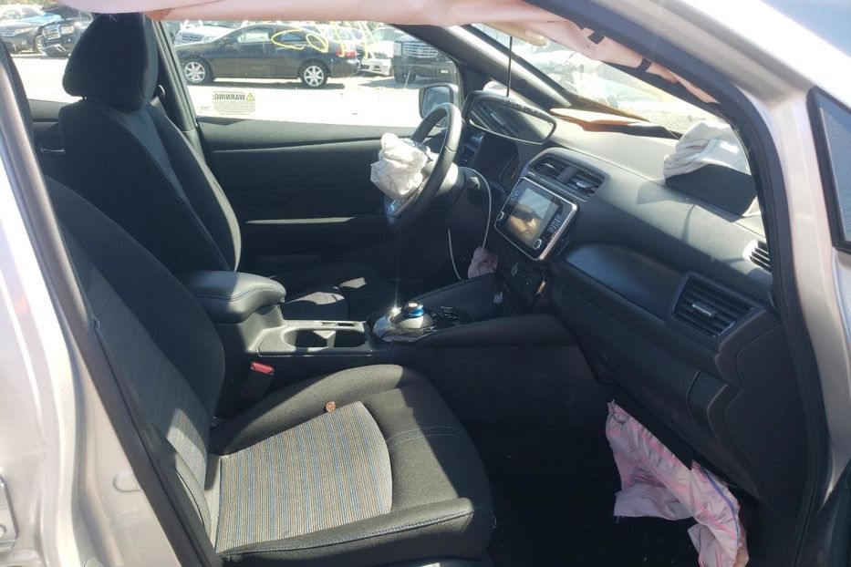 Продам Nissan Leaf SV 2020 года в Черновцах