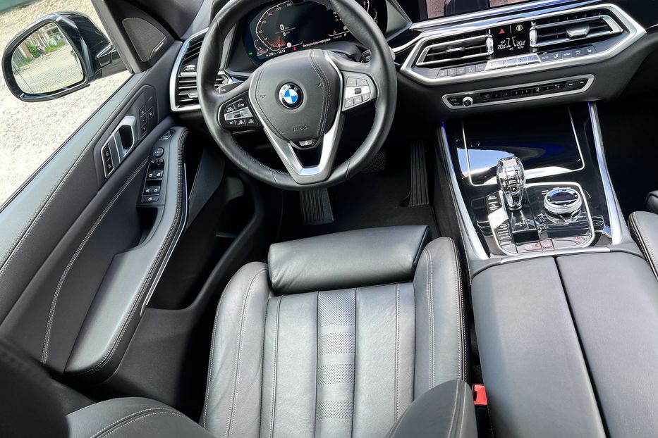 Продам BMW X5 X Line Diesel  2020 года в Киеве