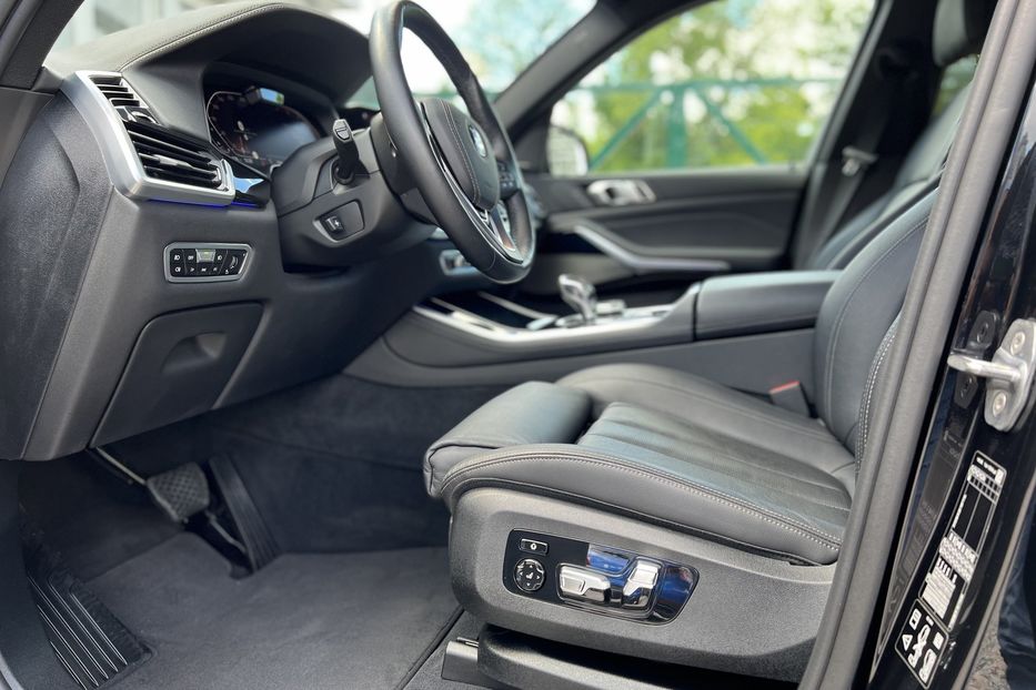 Продам BMW X5 X Line Diesel  2020 года в Киеве
