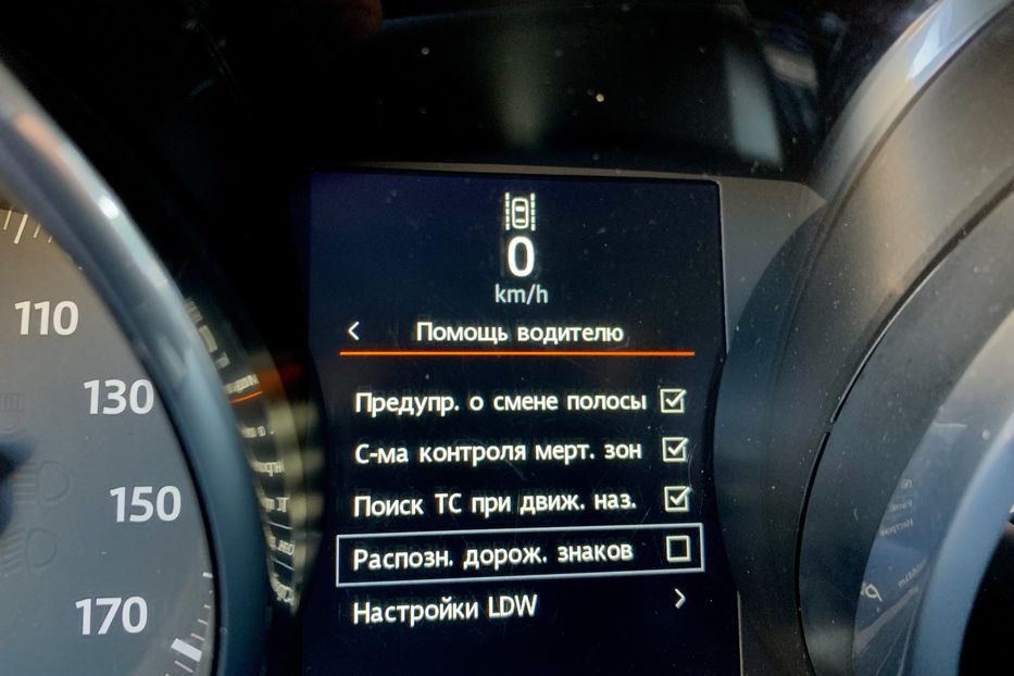 Продам Land Rover Range Rover Sport 2016 года в Киеве