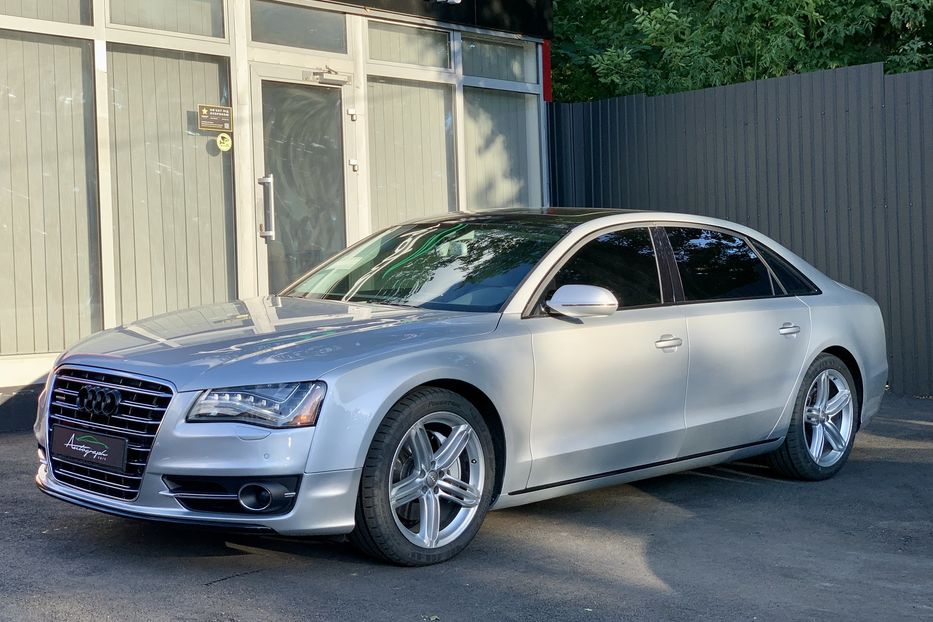 Продам Audi A8 Long 2013 года в Киеве