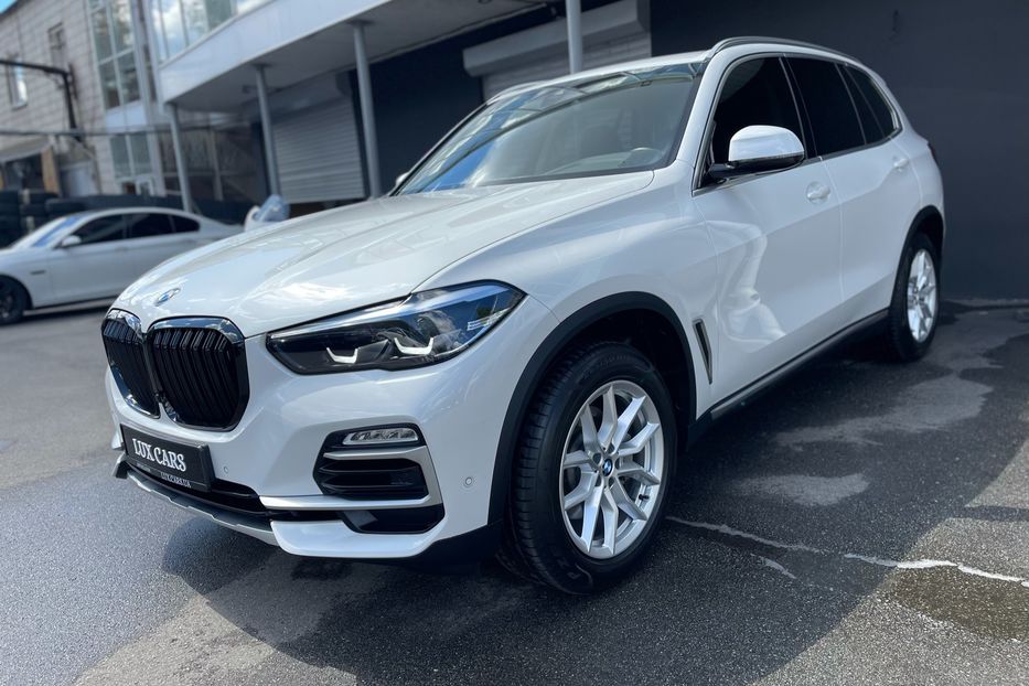 Продам BMW X5 X Line 25d 2020 года в Киеве