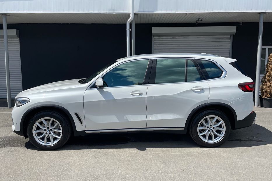 Продам BMW X5 X Line 25d 2020 года в Киеве