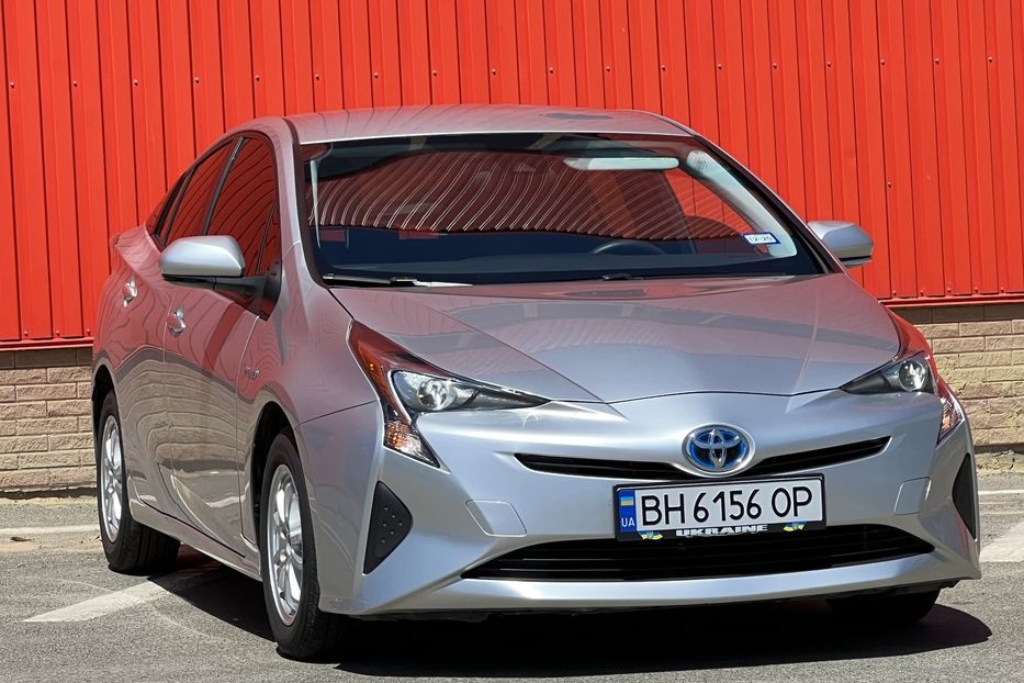 Продам Toyota Prius Hybride  2017 года в Одессе