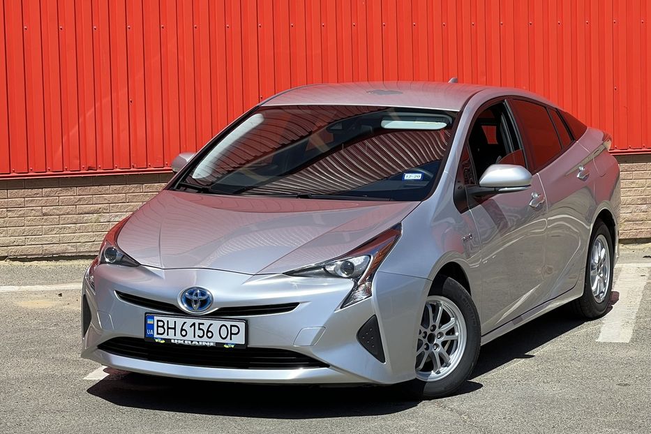 Продам Toyota Prius Hybride  2017 года в Одессе