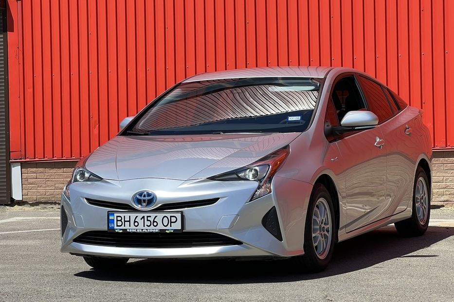 Продам Toyota Prius Hybride  2017 года в Одессе