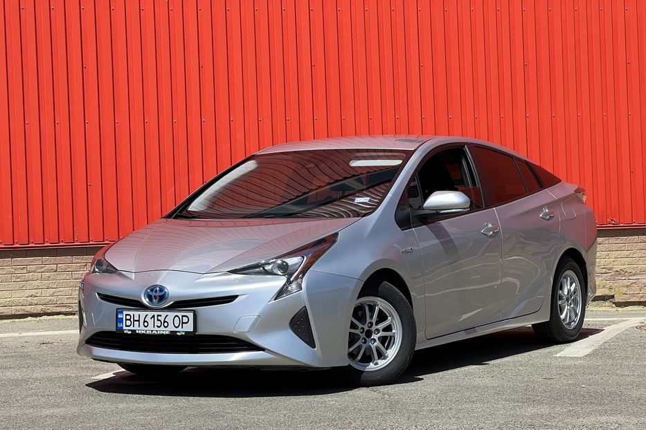 Продам Toyota Prius Hybride  2017 года в Одессе