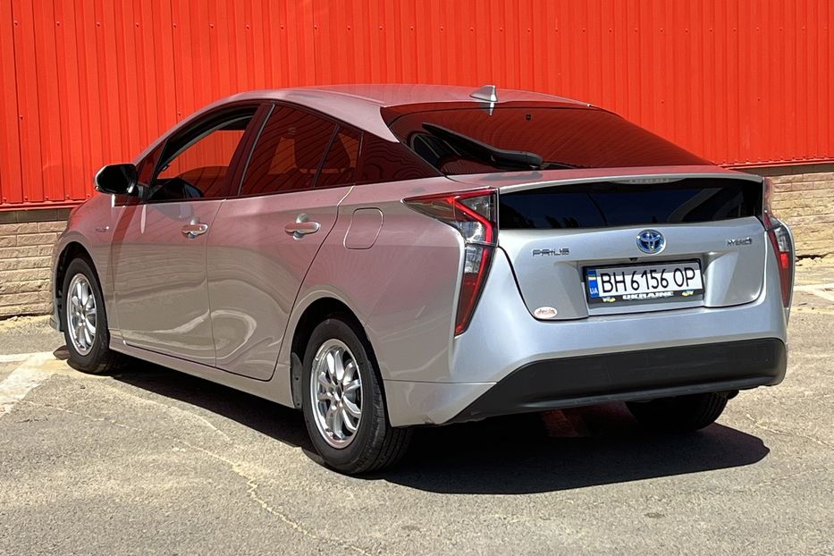 Продам Toyota Prius Hybride  2017 года в Одессе