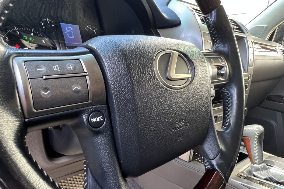 Продам Lexus GX 460 Full  2016 года в Одессе