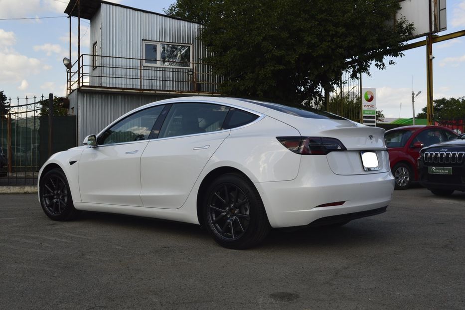 Продам Tesla Model 3 standart range 2019 года в Одессе
