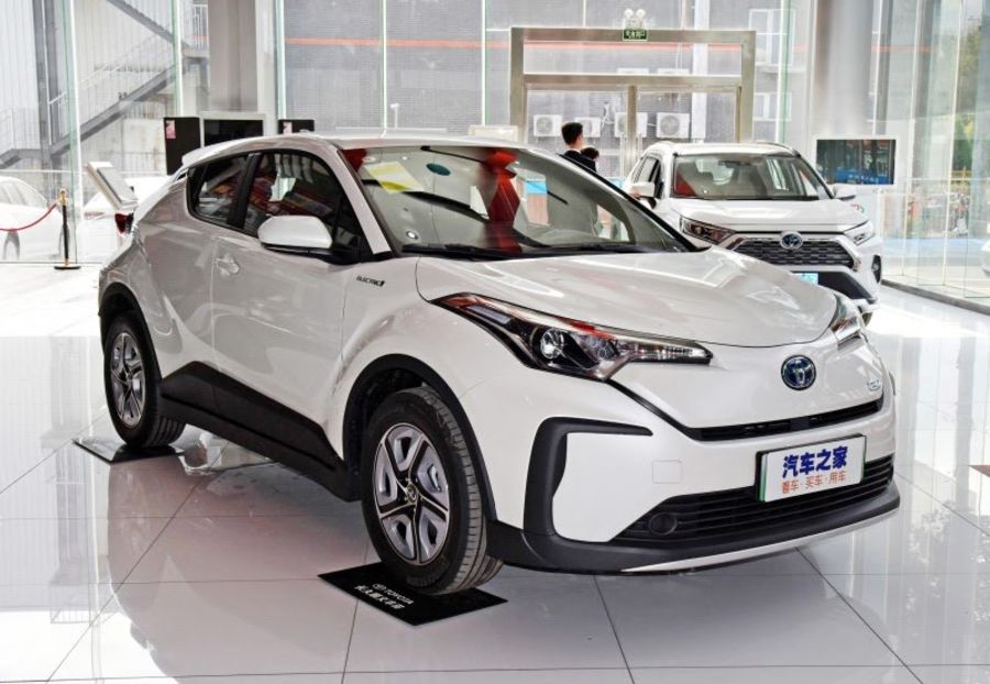 Продам Toyota IQ Toyota IZOA 2022 года в г. Владимир-Волынский, Волынская область