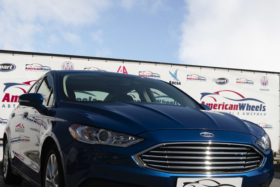 Продам Ford Fusion HYBRID 2016 года в Черновцах