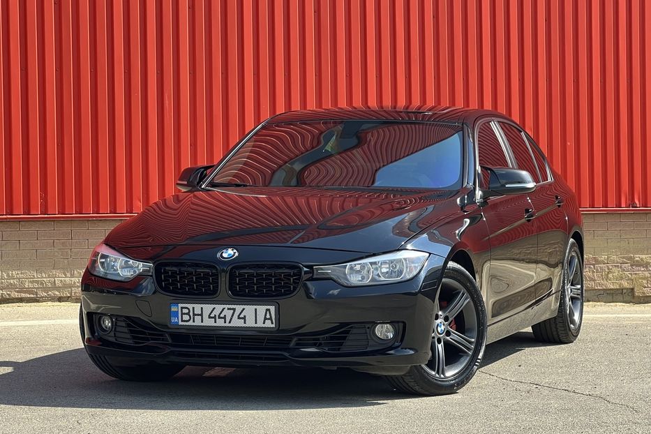 Продам BMW 320 2013 года в Одессе