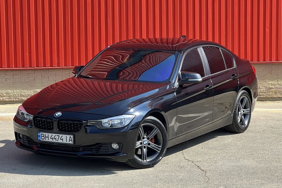 Продам BMW 320 2013 года в Одессе