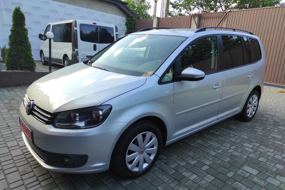 Продам Volkswagen Touran 7 mest 2013 года в Киеве