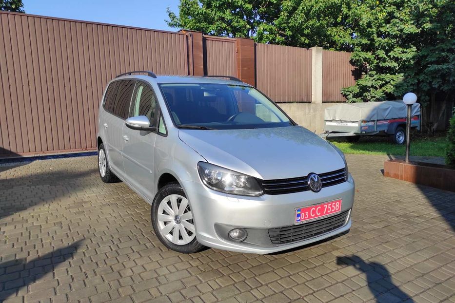 Продам Volkswagen Touran 7 mest 2013 года в Киеве