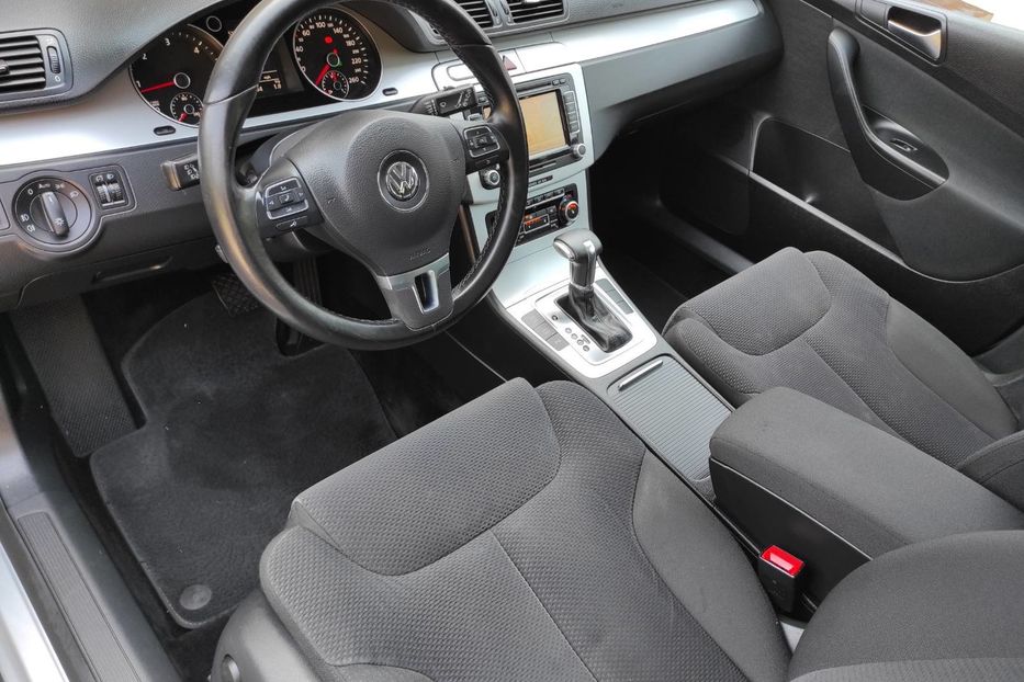 Продам Volkswagen Passat B6 2010 года в Киеве