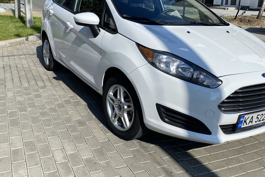 Продам Ford Fiesta 2017 года в Киеве