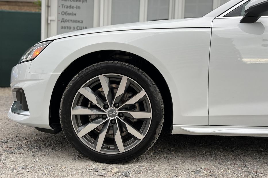 Продам Audi A4 2020 года в Киеве