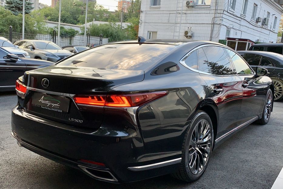 Продам Lexus LS 600 LS500 2018 года в Киеве