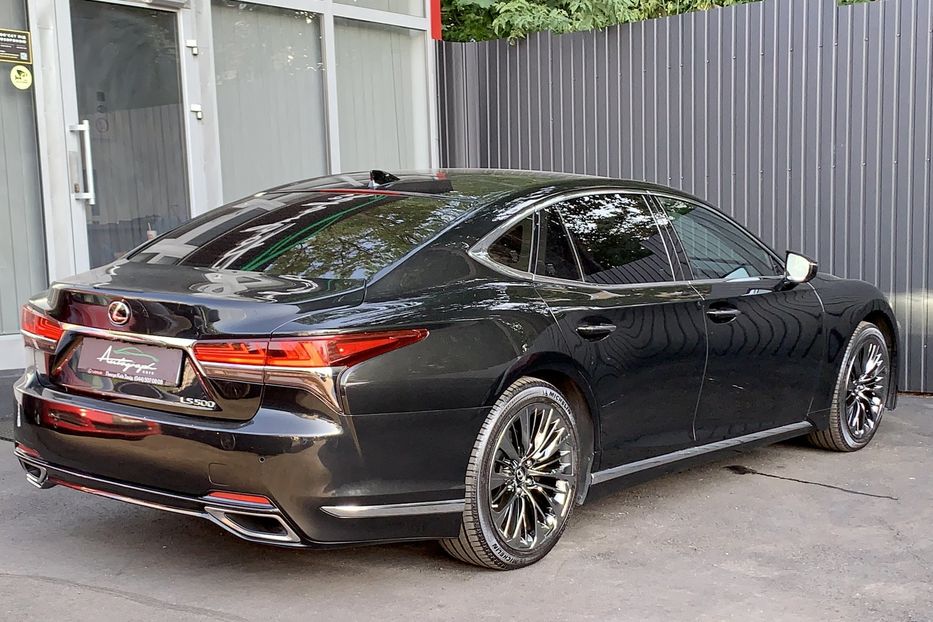 Продам Lexus LS 600 LS500 2018 года в Киеве