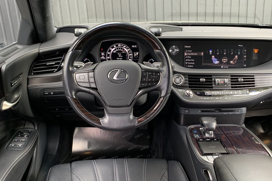 Продам Lexus LS 600 LS500 2018 года в Киеве