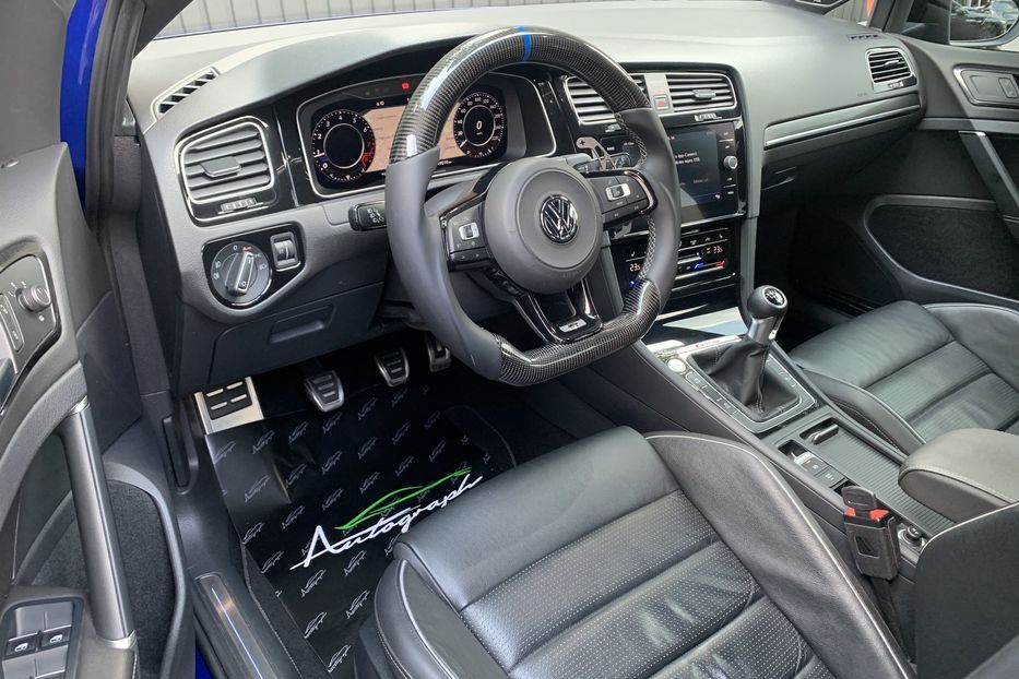 Продам Volkswagen Golf R 4Motion 2018 года в Киеве