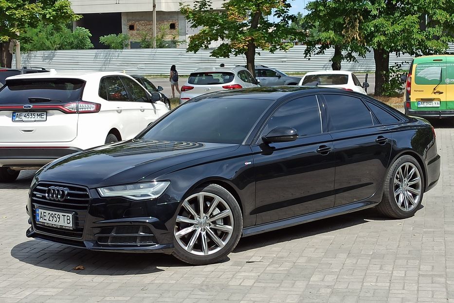 Продам Audi A6 S-Line 2016 года в Днепре