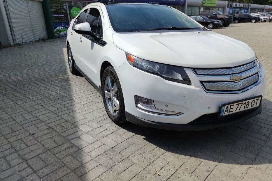 Продам Chevrolet Volt Premium 2011 года в Днепре